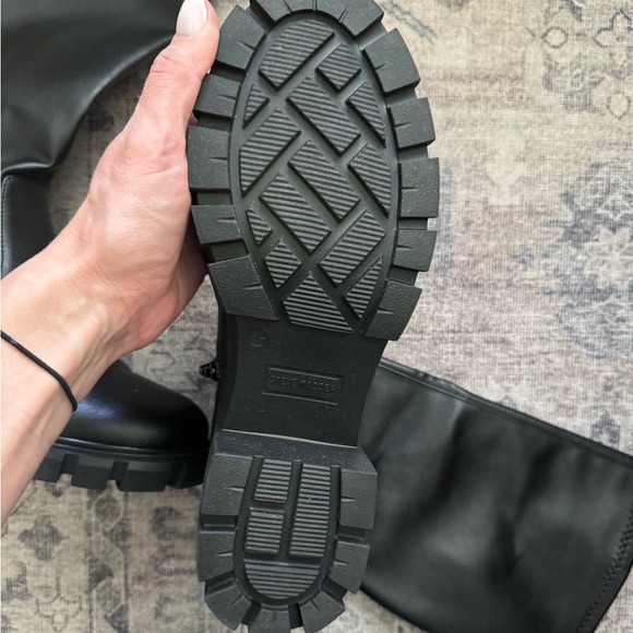 Steve Madden ‘Higher’ Black Knee High Boots - Picture 3 of 9